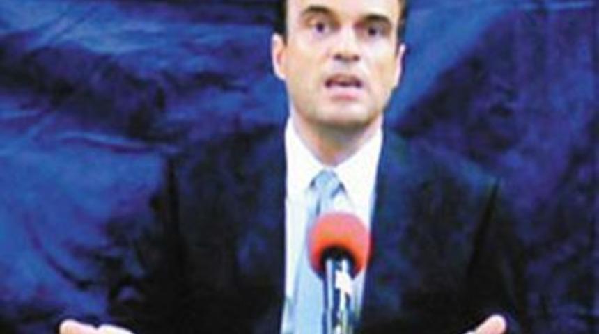 Bunu izliyorsanız "Devlet Başkanı beni &ouml;ld&uuml;rm&uuml;şt&uuml;r"