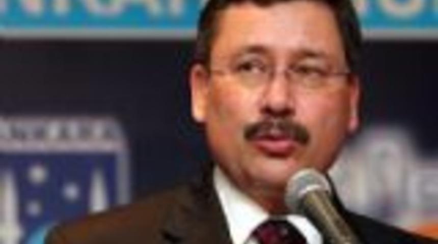 T&Uuml;DEF: G&ouml;k&ccedil;ek istifa etmeli