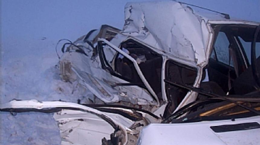 Tutak'ta trafik kazası: 3 ölü