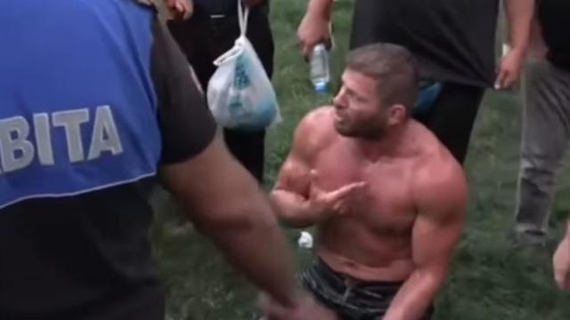 Survivor İsmail Balaban çileden çıkmıştı! Ben tuvalette bile fotoğraf çektiriyorum