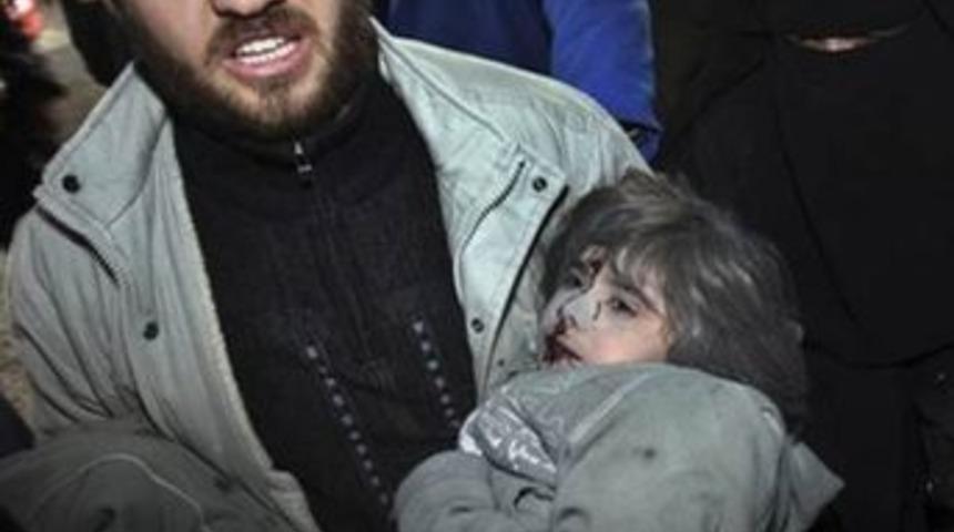 Beyaz bayraklı sivilleri &ouml;ld&uuml;rd&uuml;ler