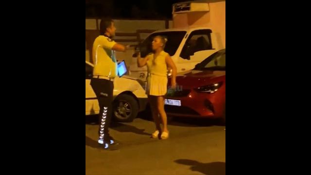 Akılalmaz suçlama! Mersin'de çevirmeye takılan kadın sürücü polisi bu sözlerle tehdit etti: 'Devlet mi! Sen değil devlet benim'