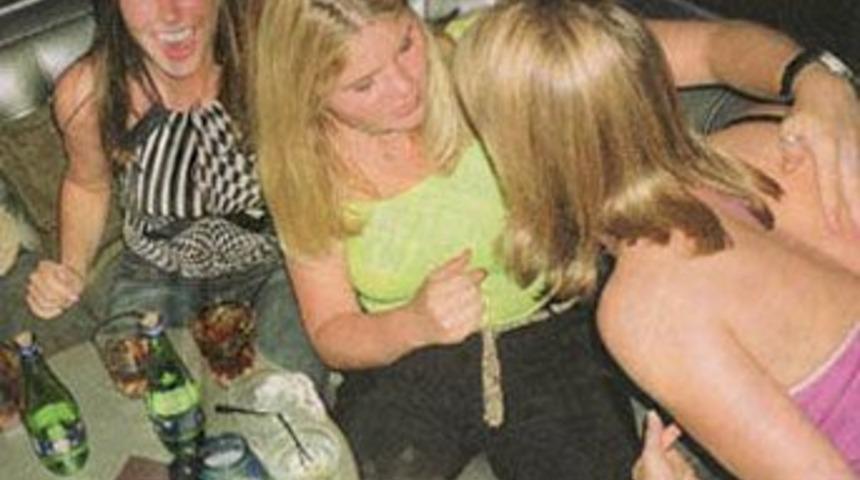 Yunanistan'da lezbiyen olma kavgası