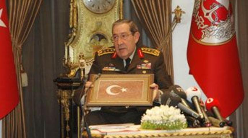 Kanlarıyla bayrak yapan &ouml;ğrencilere burs