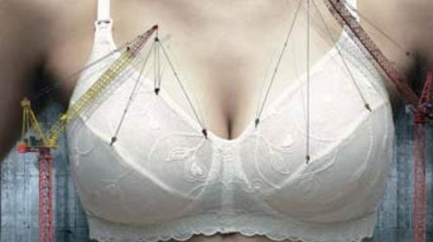 Sutyeni sayesinde &ouml;l&uuml;mden kurtuldu