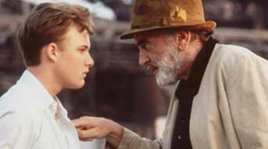 Brad Renfro &ouml;l&uuml; bulundu