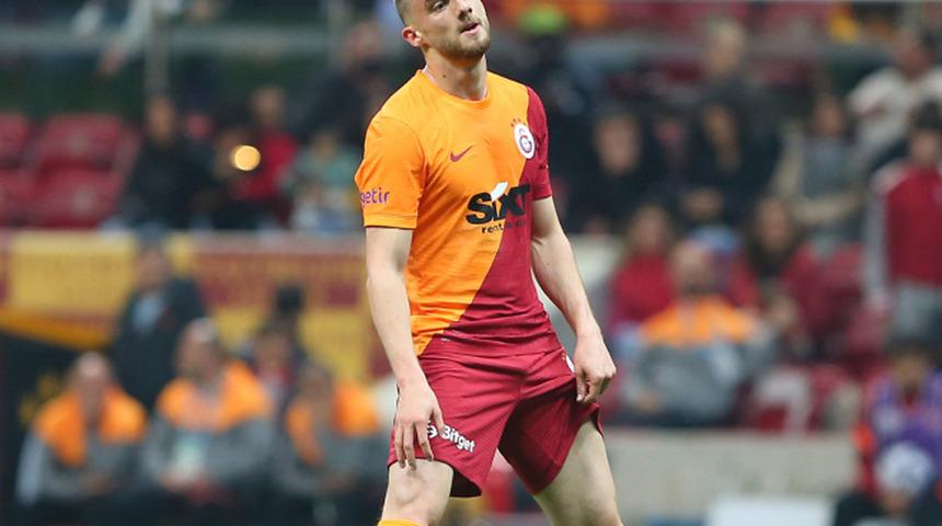 Okan Buruk 'kal' dedi ama gitmeyi kafasına koydu! Berkan Kutlu takımdan ayrılıyor