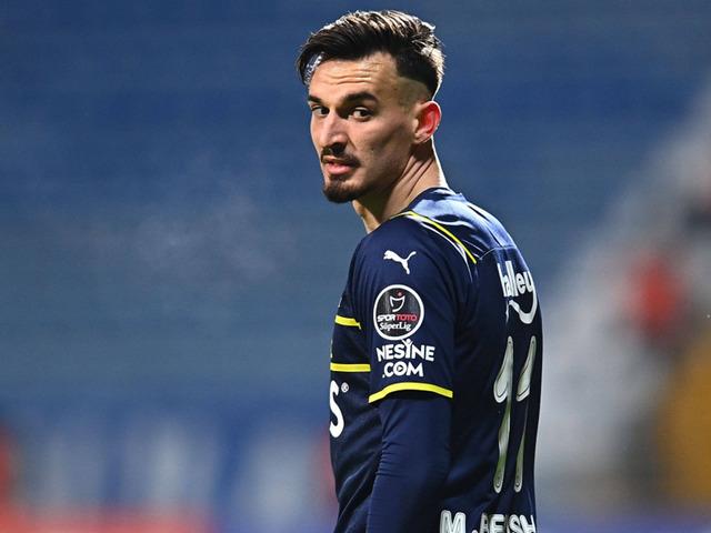 Fenerbahçe'de istenmeyen oyuncuydu... Tam 4 katına Alman devine imzayı attı