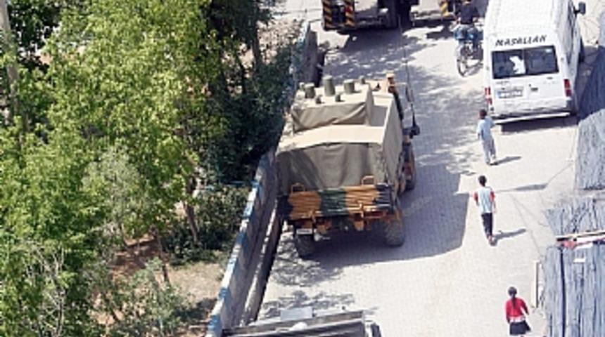 Saldırıların ardından y&uuml;ksekova'da hareketlilik arttı