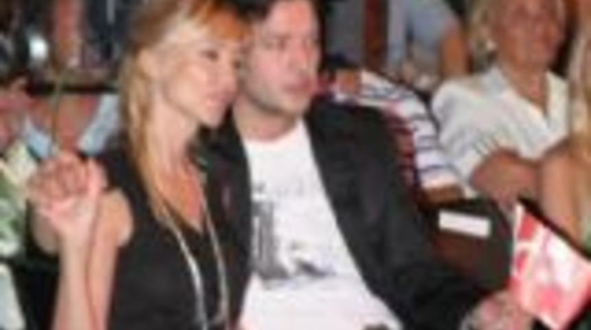 &Ouml;nce platonik sonra ger&ccedil;ek aşk