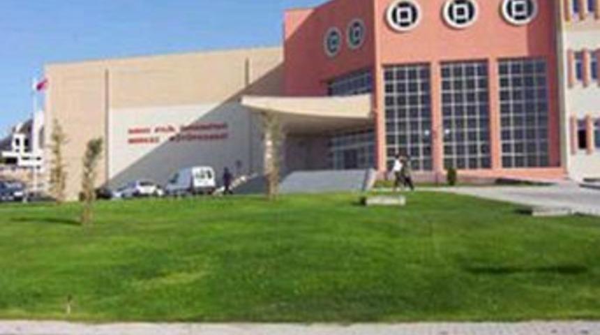 Dokuz Eyl&uuml;l rekt&ouml;rl&uuml;ğ&uuml; arapsa&ccedil;ına d&ouml;nd&uuml;