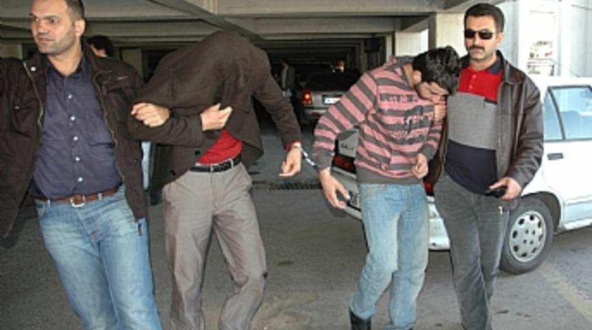 Başkent'te gasp &ccedil;etesi &ccedil;&ouml;kertildi