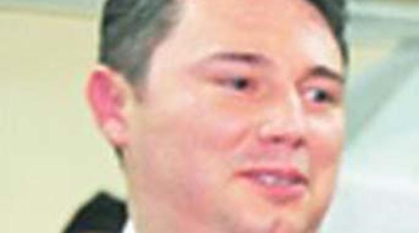 &Uuml;nl&uuml; işadamı sıtma kurbanı