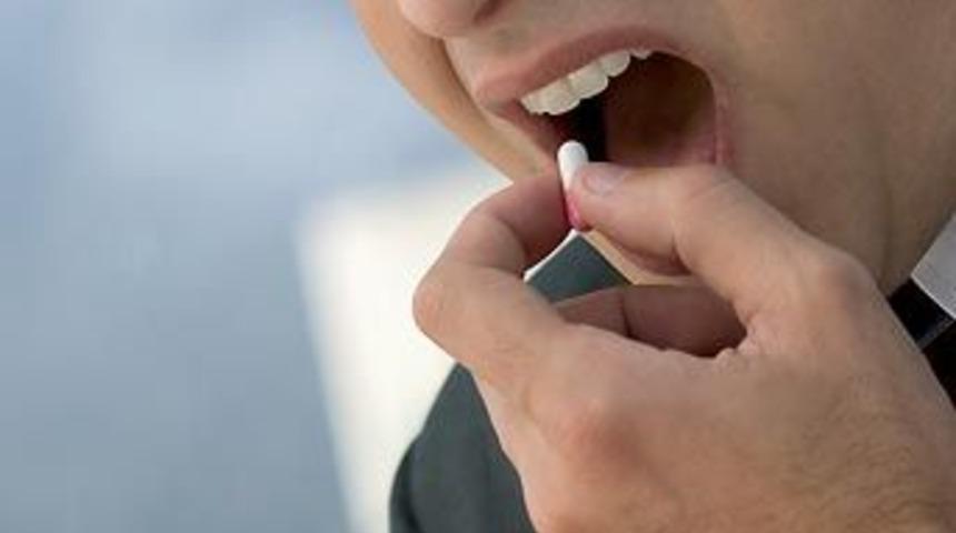 Stres ve antidepresan kullanımı cildi yaşlandırıyor