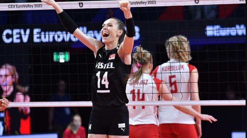 Türkiye İtalya voleybol maçı ne zaman, saat kaçta? Filenin Sultanları yarı finalde! Türkiye İtalya maçı hangi kanalda?