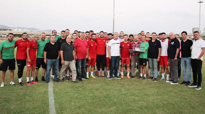 Karşıyaka'da yaprak dökümü! 21 oyuncu kulüpten ayrıldı