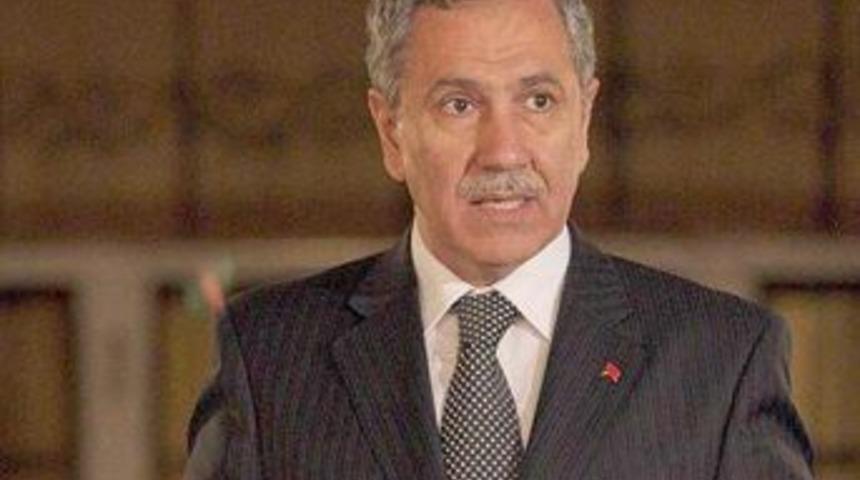 Arın&ccedil;: Akman &uuml;zerine d&uuml;şeni yapmalı