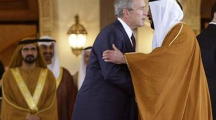 Bush'tan İran'a ağır su&ccedil;lama