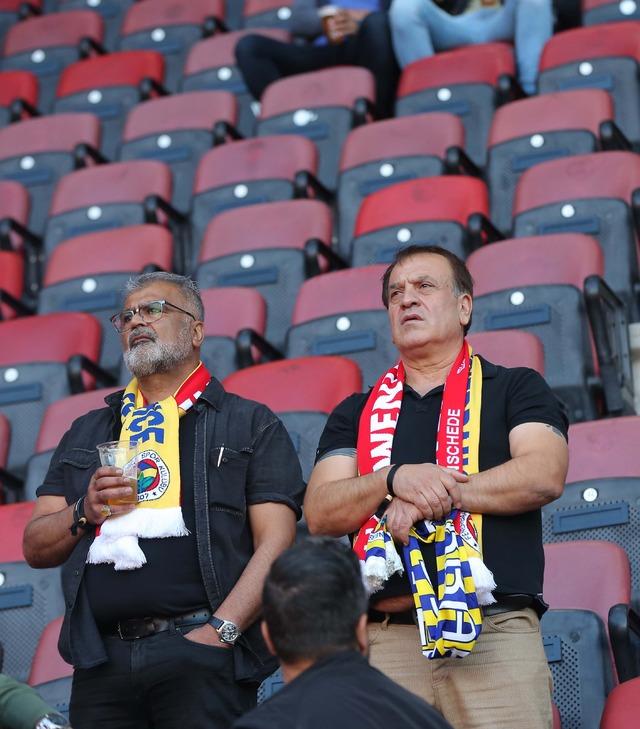 640xauto - MAÇ SONUCU: Fenerbahçe, Hollanda'da Dzeko ile güldü! Kanarya, 6-1'le Konferans Ligi'nde grup etabına yükseldi...