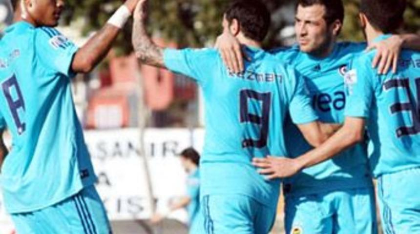 Fenerbah&ccedil;e &ccedil;eyrek finalde