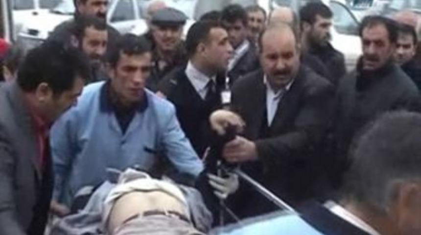 Ağrı'da silahlı saldırı: 2 &ouml;l&uuml;