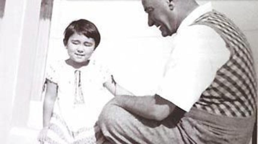 "Atat&uuml;rk, ezan dinlemeyi &ccedil;ok severdi"