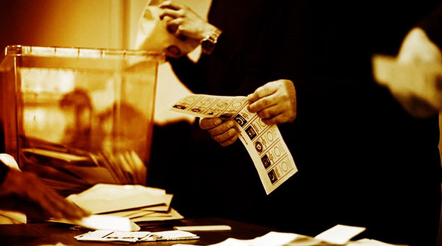 Yeni bir parti daha kuruluyor! İsmail Saymaz canlı yayında duyurdu! MHP, İYİ Parti ve Zafer Partisi’nden sonra…