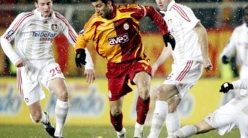 Cimbom aradığı gol&uuml; bulamadı: 0-0