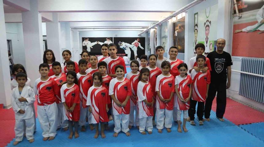 Van’da bin 310 çocuğun katıldığı yaz spor okulları tamamlandı