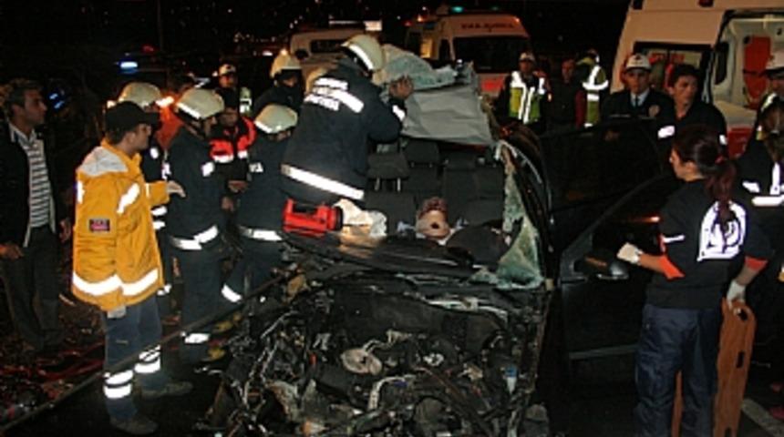 Sağanak kazalara davet &ccedil;ıkardı