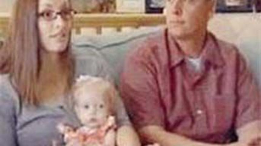 Bebek her g&uuml;n k&uuml;&ccedil;&uuml;l&uuml;yor