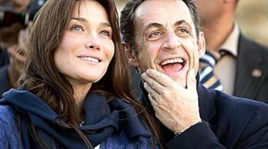 Carla CD'li ticaret hamlesi Fransızları feci kızdırdı