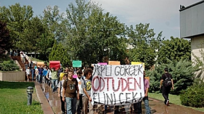 ODT&Uuml;'den Melih G&ouml;k&ccedil;ek'e protesto