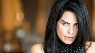 Nursel Köse'nin yeni imajı olay oldu! Dişleri uzatılıp altınla kaplandı 