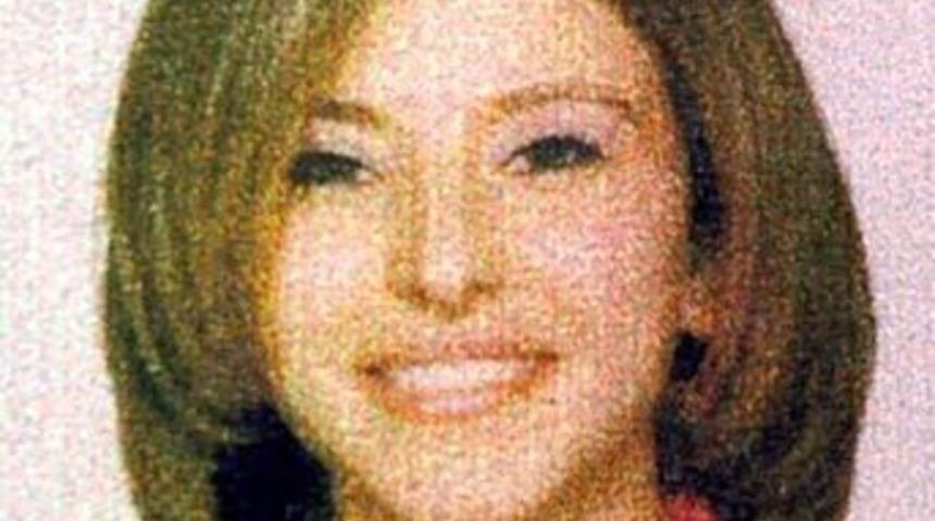 Gen&ccedil; kadının sır &ouml;l&uuml;m&uuml;