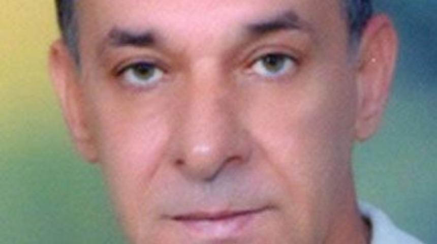 Liseli kızlara &ccedil;ıplak fotoğraflarla şantaj