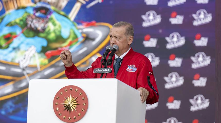 SON DAKİKA | Cumhurbaşkanı Erdoğan TEKNOFEST'te! Cem Karaca'nın şarkısının o sözlerini hatırlattı "Şimdi sıkıysa de! Diyemezsin"