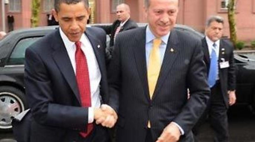 Obama, Erdoğan'ın elini bırakmadı