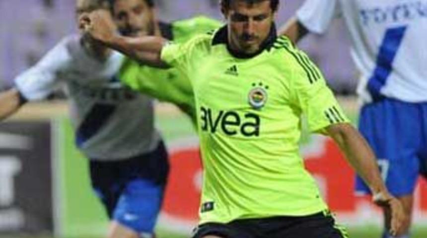 Emre i&ccedil;in F.Bah&ccedil;e ve G.Saray karşı karşıya