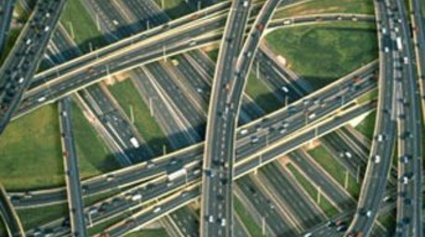 Olmayan otoyol ve k&ouml;pr&uuml;ye zam!