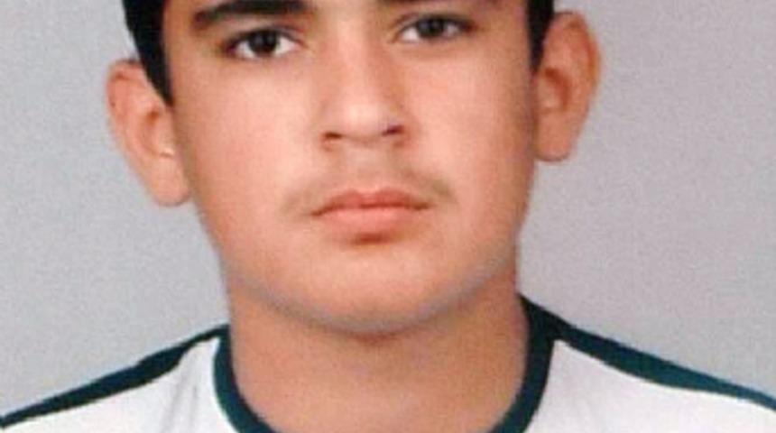 Lise &ouml;ğrencisi yatağında &ouml;l&uuml; bulundu