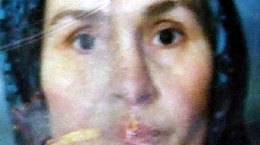 Eve yayılan koku nedeniyle annesinin &ouml;ld&uuml;ğ&uuml;n&uuml; fark etti