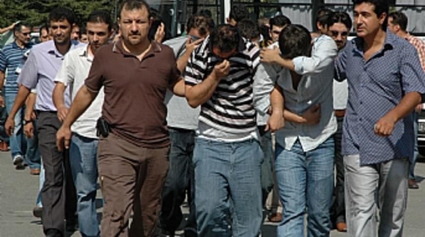&Ccedil;ete zanlıları sağlık kontrol&uuml;nden ge&ccedil;irildi