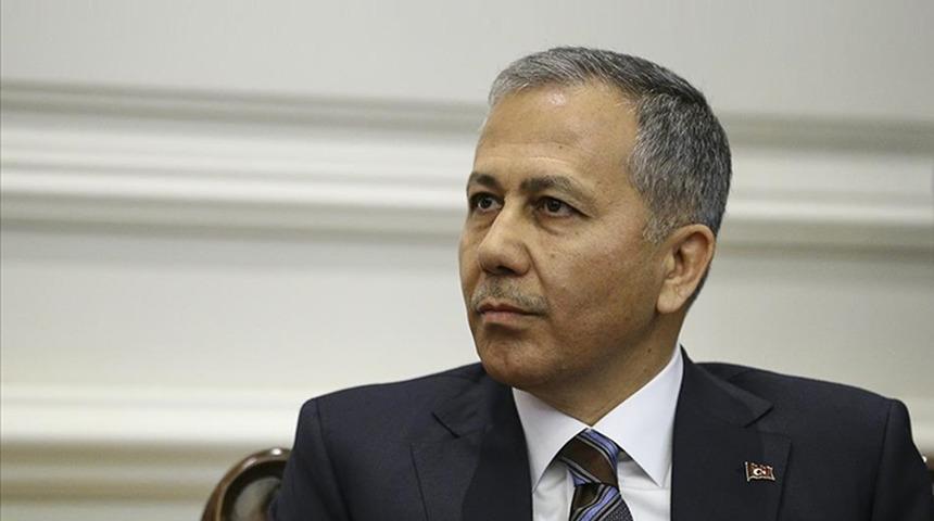 SON DAKİKA | Bakan Yerlikaya duyurdu! 42 göçmen kaçakçılığı organizatörü yakalandı