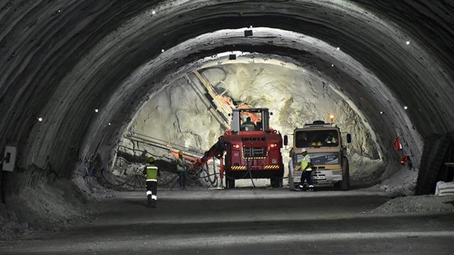 14 saat yerine 3,5 saat! Ankara-İzmir hızlı tren hattı için Bakan Uraloğlu’ndan açıklama: 7 milyondan fazla kişi…