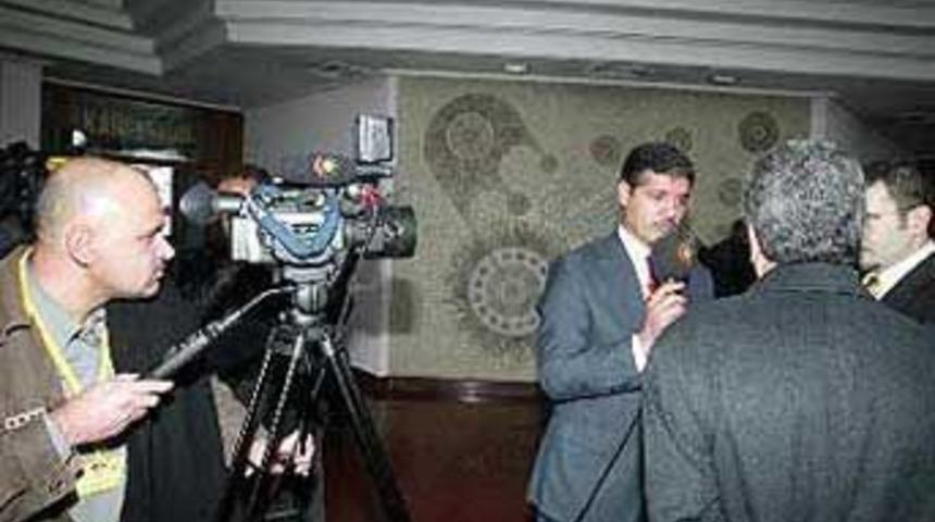 K&uuml;rdistan TV &Ccedil;ankaya K&ouml;şk&uuml;'ne &ccedil;ıktı