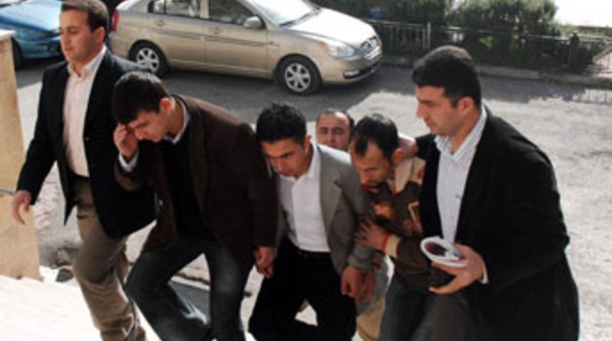 14 yaşındaki 2 kıza tecav&uuml;z&uuml;n karşılığı 10 yıl!