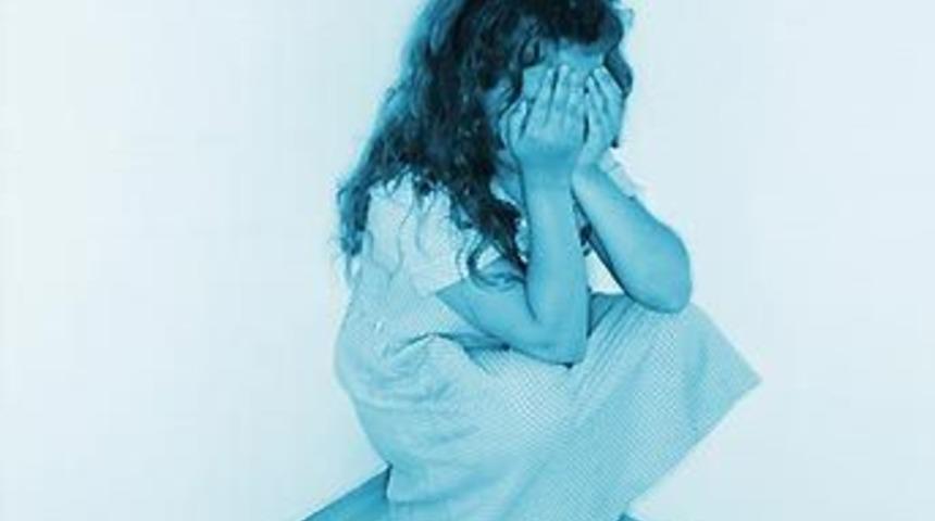 6 yaşındaki kıza korkun&ccedil; işkence