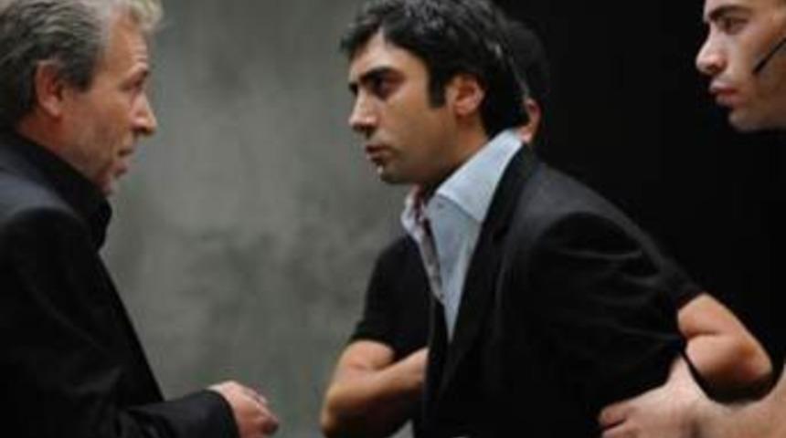 Ve Kurtlar Vadi'ye indi