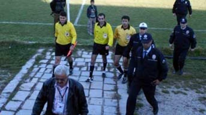 B&ouml;yle skandal g&ouml;r&uuml;lmedi!